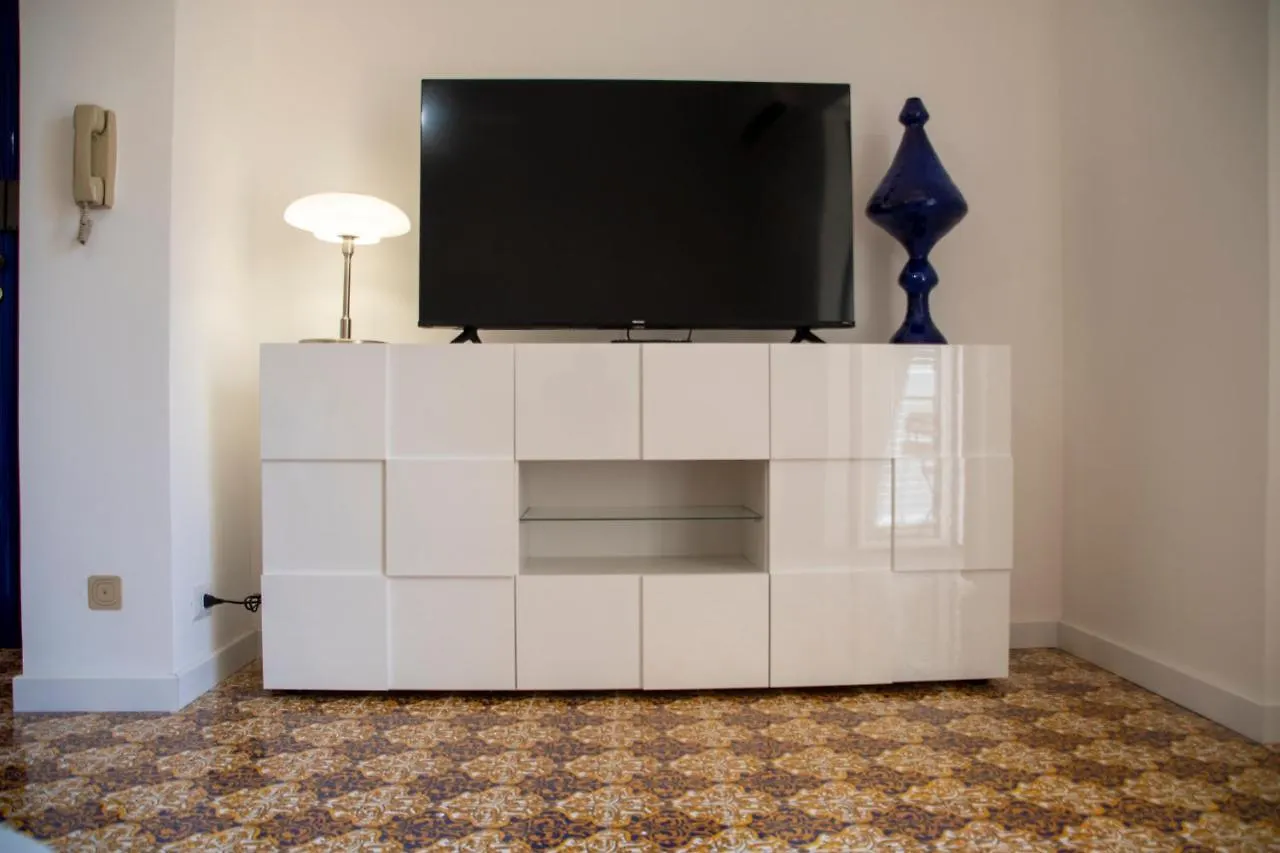 Castalia Apartments & Rooms Duomo 陶尔米纳